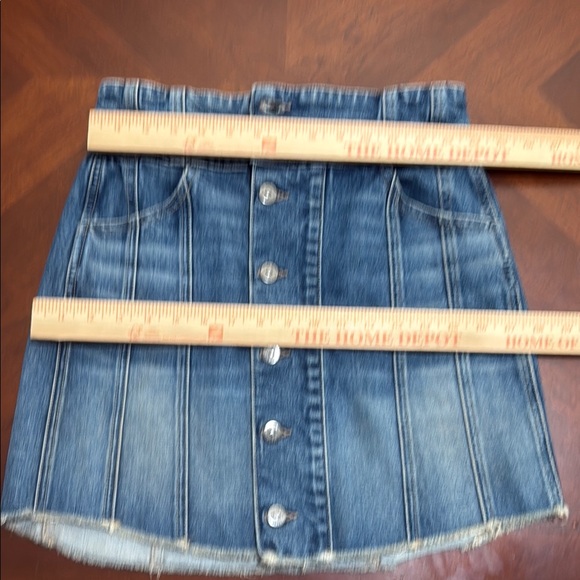 Veronica Beard Blue denim Mini Pencil Skirt Casual button front Sz M - Picture 13 of 13
